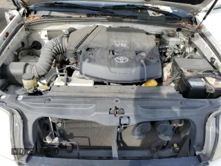 2004 Toyota 4Runner SR5 with VIN JTEBU14RX40029339, listed as a Copart auction lot 53664885 with 209,879 mi miles and Salvage Title. Bid and sale history available at DreamBid. Image 12.