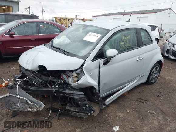 2017 FIAT 500e with VIN 3C3CFFGE1HT550018, listed as a IAAI auction lot 40730795 with 1 mi miles. Bid and sale history available at carsss.com. Image 2.