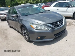 2017 Nissan Altima SV z VIN 1N4AL3AP9HC176781, wystawiony jako IAAI lot #42308502 z przebiegiem 185 976 mil mil oraz . Historia ofert i sprzedaży dostępna na DreamBid. Obrazek 1.