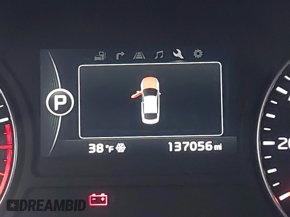 2017 Kia Optima SX z VIN 5XXGW4L24HG141844, wystawiony jako IAAI lot #41425880 z przebiegiem 137 056 mil mil oraz . Historia ofert i sprzedaży dostępna na DreamBid. Obrazek 15.