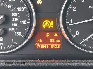 2008 BMW 3 Series 328i with VIN WBAWB33588P134333, listed as a IAAI auction lot 41217964 with 171,541 mi miles. Bid and sale history available at carsss.com. Image 15.