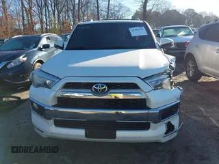 2018 Toyota 4Runner SR5 with VIN JTEBU5JR2J5558620, listed as a IAAI auction lot 41486145 with 172,007 mi miles and . Bid and sale history available at DreamBid. Image 12.