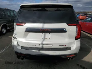 2022 GMC Yukon XL AT4 with VIN 1GKS2HKL4NR304304, listed as a Copart auction lot 79207444 with 68,878 mi miles and Salvage Title. Bid and sale history available at carsss.com. Image 6.