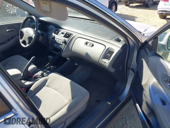 2002 Honda Accord EX z VIN 1HGCG56542A144609, wystawiony jako IAAI lot #41706668 z przebiegiem 220 536 mil mil oraz . Historia ofert i sprzedaży dostępna na DreamBid. Obrazek 5.
