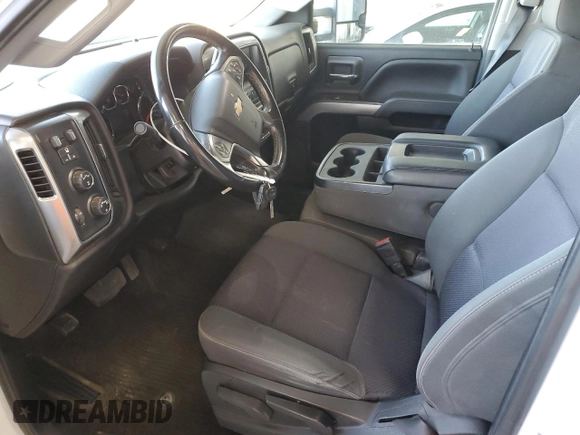 2018 Chevrolet Silverado 3500HD LT with VIN 1GC4KZEY4JF150321, listed as a Copart auction lot 53146425 with 149,985 mi miles and Clean Title. Bid and sale history available at DreamBid. Image 7.