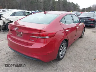 2017 Hyundai Elantra Value Edition z VIN KMHD84LF6HU226416, wystawiony jako IAAI lot #41298971 z przebiegiem 131 863 mil mil oraz . Historia ofert i sprzedaży dostępna na DreamBid. Obrazek 4.