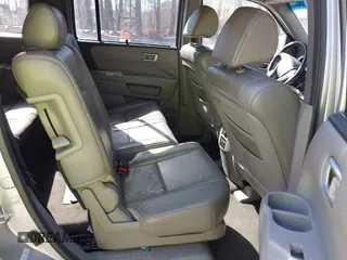 2010 Honda Pilot Touring with VIN 5FNYF4H91AB020868, listed as a IAAI auction lot 41783104 with 298,022 mi miles and . Bid and sale history available at carsss.com. Image 8.