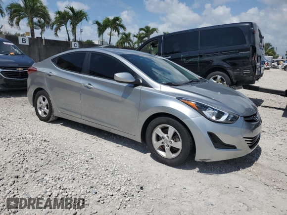 2015 Hyundai Elantra SE z VIN 5NPDH4AE7FH567958, wystawiony jako Copart lot #58691075 z przebiegiem 146 970 mil mil oraz Tytuł czysty. Historia ofert i sprzedaży dostępna na DreamBid. Obrazek 4.