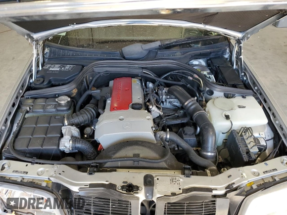 2000 Mercedes-Benz C 230 Kompressor with VIN WDBHA24G8YA838929, listed as a Copart auction lot 47300555 with Not Provided miles and Clean Title. Bid and sale history available at carsss.com. Image 12.