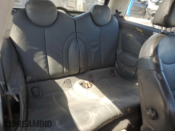 2003 MINI Hardtop S with VIN WMWRE33473TD67280, listed as a Copart auction lot 49298995 with Not Provided miles and Salvage Title. Bid and sale history available at DreamBid. Image 10.