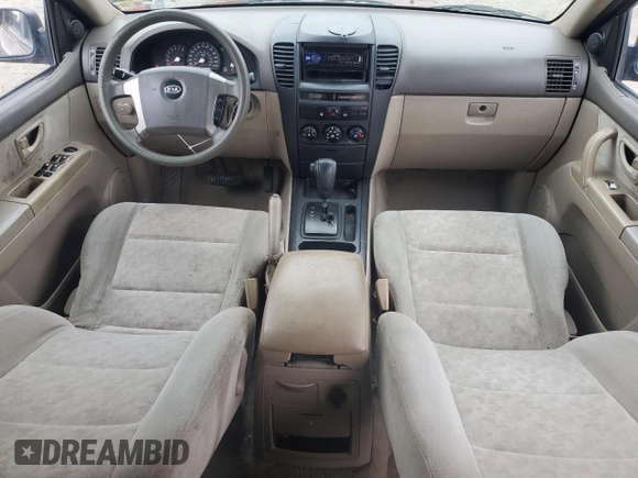 2006 Kia Sorento LX with VIN KNDJD733765583752, listed as a Copart auction lot 48997935 with 176,846 mi miles and Clean Title. Bid and sale history available at DreamBid. Image 8.