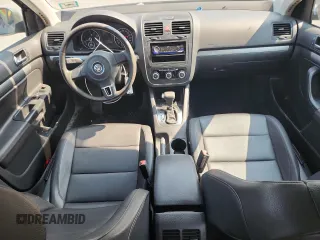 2010 Volkswagen Jetta Limited Edition with VIN 3VWRZ7AJ0AM143250, listed as a Copart auction lot 59165165 with 208,785 mi miles and Salvage title. Bid and sale history available at DreamBid. Image 8.