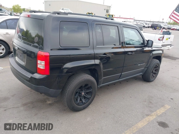 2012 Jeep Patriot Sport with VIN 1C4NJRBB7CD636000, listed as a IAAI auction lot 42106629 with 143,958 mi miles. Bid and sale history available at carsss.com. Image 4.