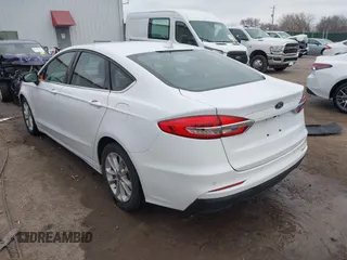 2020 Ford Fusion SE with VIN 3FA6P0HD5LR136325, listed as a IAAI auction lot 41200798 with 120,696 mi miles. Bid and sale history available at carsss.com. Image 3.