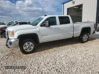 2016 GMC Sierra 2500HD SLE z VIN 1GT12SEG8GF291208, wystawiony jako Copart lot #67294004 z przebiegiem 117 968 mil mil oraz Szkoda całkowita • Salvage title. Historia ofert i sprzedaży dostępna na DreamBid. Obrazek 1.