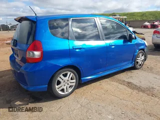2008 Honda Fit Sport with VIN JHMGD38628S036848, listed as a IAAI auction lot 41949950 with 355,361 mi miles. Bid and sale history available at carsss.com. Image 4.