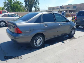 2006 Ford Focus S with VIN 1FAFP34N36W146594, listed as a IAAI auction lot 42233385 with 129,741 mi miles and . Bid and sale history available at carsss.com. Image 4.