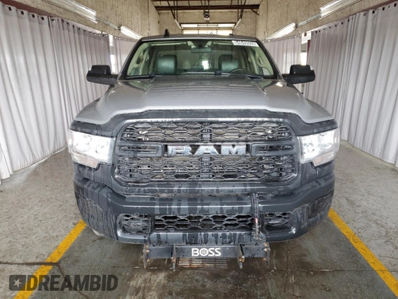 2020 Ram 2500 Tradesman with VIN 3C6UR5CJ1LG136332, listed as a Copart auction lot 54849555 with 70,425 mi miles and Clean title. Bid and sale history available at DreamBid. Image 5.