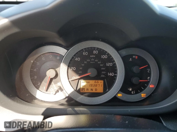 2008 Toyota RAV4 Sport with VIN JTMZK32V686012237, listed as a Copart auction lot 49598885 with 193,871 mi miles and Salvage title. Bid and sale history available at DreamBid. Image 9.