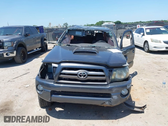 2009 Toyota Tacoma with VIN 3TMLU42N39M030914, listed as a IAAI auction lot 42471262 with Not provided miles and . Bid and sale history available at DreamBid. Image 12.