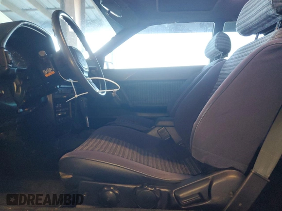 1986 Toyota Celica z VIN JT2ST64CXG7013064, wystawiony jako Copart lot #44228575 z przebiegiem 101 881 mil mil oraz Szkoda całkowita • Salvage title. Historia ofert i sprzedaży dostępna na DreamBid. Obrazek 7.