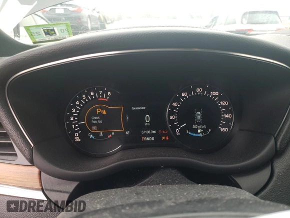 2018 Lincoln MKC Reserve with VIN 5LMTJ3DH4JUL21084, listed as a Copart auction lot 45354545 with 57,108 mi miles and Salvage Title. Bid and sale history available at DreamBid. Image 9.