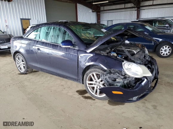 2008 Volkswagen Eos Lux with VIN WVWFA71F48V026442, listed as a Copart auction lot 46688305 with 181,337 mi miles and Salvage Title. Bid and sale history available at carsss.com. Image 4.
