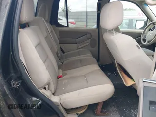 2007 Ford Explorer Sport Trac XLT with VIN 1FMEU31K37UA12203, listed as a IAAI auction lot 42438371 with 194,043 mi miles and . Bid and sale history available at DreamBid. Image 8.