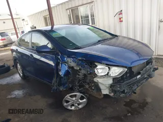 2015 Hyundai Elantra SE with VIN 5NPDH4AE7FH645154, listed as a IAAI auction lot 41830124 with 127,190 mi miles and . Bid and sale history available at DreamBid. Image 1.
