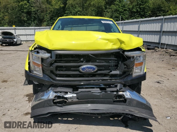 2022 Ford F-150 XL with VIN 1FTMF1EB3NKE01585, listed as a Copart auction lot 68897514 with 29,951 mi miles and Salvage title. Bid and sale history available at DreamBid. Image 5.
