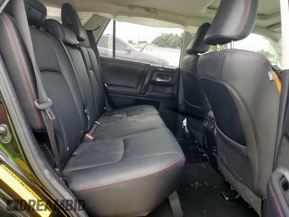 2019 Toyota 4Runner SR5 with VIN JTEBU5JR6K5721383, listed as a Copart auction lot 59556525 with 82,108 mi miles and Salvage title. Bid and sale history available at DreamBid. Image 11.