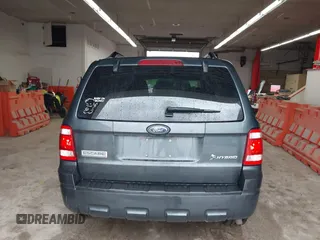 2009 Ford Escape Hybrid with VIN 1FMCU49339KB19700, listed as a IAAI auction lot 42253749 with 169,299 mi miles and . Bid and sale history available at DreamBid. Image 16.