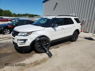 2017 Ford Explorer XLT with VIN 1FM5K8D84HGB28920, listed as a Copart auction lot 63300165 with 111,131 mi miles and Clean title. Bid and sale history available at DreamBid. Image 1.