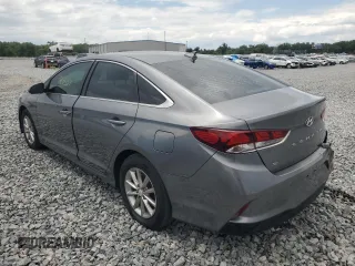 2018 Hyundai Sonata SE z VIN 5NPE24AF8JH630881, wystawiony jako Copart lot #56301655 z przebiegiem 145 534 mil mil oraz Czysty tytuł • Clean title. Historia ofert i sprzedaży dostępna na DreamBid. Obrazek 2.