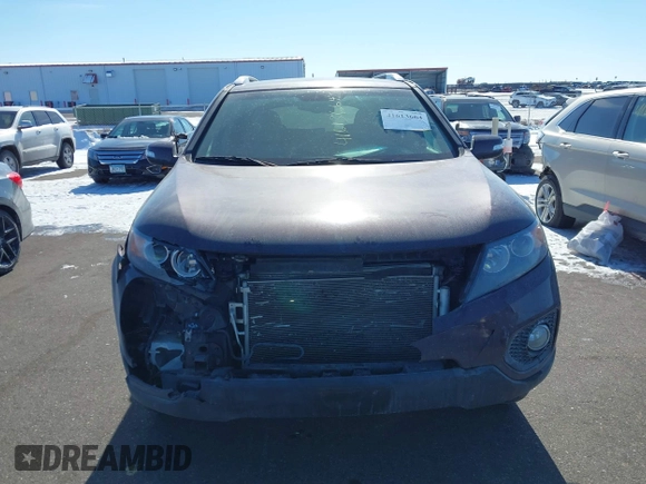 2013 Kia Sorento LX with VIN 5XYKT3A60DG379067, listed as a IAAI auction lot 41613664 with 142,651 mi miles and . Bid and sale history available at carsss.com. Image 12.