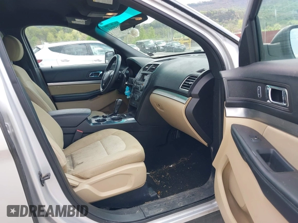2016 Ford Explorer z VIN 1FM5K7B86GGB86314, wystawiony jako IAAI lot #42149103 z przebiegiem 64 416 mil mil oraz . Historia ofert i sprzedaży dostępna na DreamBid. Obrazek 5.