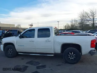 2013 Chevrolet Silverado 1500 LTZ with VIN 3GCPKTE76DG325060, listed as a IAAI auction lot 41383660 with 157,572 mi miles. Bid and sale history available at carsss.com. Image 14.