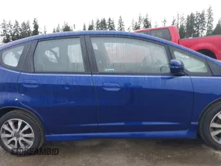2013 Honda Fit Sport с VIN JHMGE8H61DC055020, выставлен на аукционе IAAI как лот 41939656 с пробегом 35 392 миль миль и . История ставок и продаж доступна на DreamBid. Изображение 13.