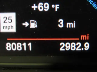 2019 BMW X2 sDrive28i with VIN WBXYJ3C57KEP77485, listed as a Copart auction lot 53721305 with 80,811 mi miles and Salvage Title. Bid and sale history available at carsss.com. Image 8.