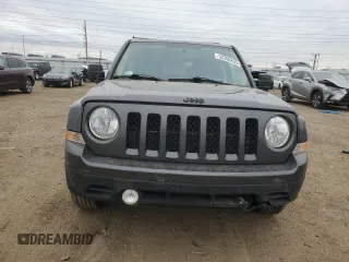 2014 Jeep Patriot Altitude with VIN 1C4NJPBA4ED911496, listed as a Copart auction lot 52390435 with 125,114 mi miles and Salvage Title. Bid and sale history available at DreamBid. Image 5.