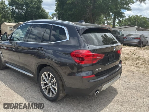 2019 BMW X3 sDrive30i with VIN 5UXTR7C55KLF37078, listed as a Copart auction lot 55284315 with 100,081 mi miles and Clean Title. Bid and sale history available at DreamBid. Image 3.