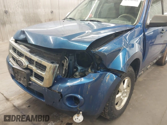 2011 Ford Escape XLT с VIN 1FMCU9DG2BKA08150, выставлен на аукционе IAAI как лот 42156966 с пробегом Не указан миль и . История ставок и продаж доступна на DreamBid. Изображение 6.