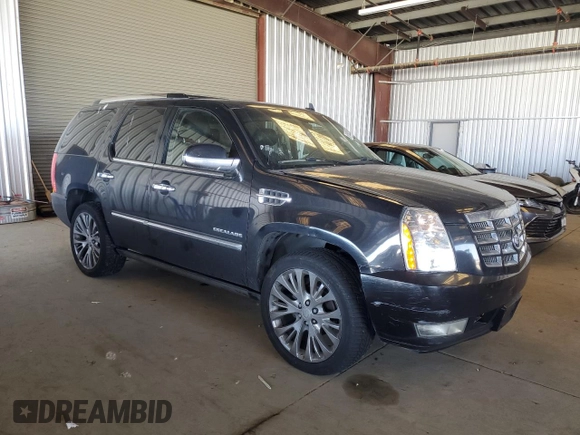 2011 Cadillac Escalade Premium with VIN 1GYS4CEF6BR145662, listed as a Copart auction lot 61832395 with 344,703 mi miles and Clean title. Bid and sale history available at DreamBid. Image 4.
