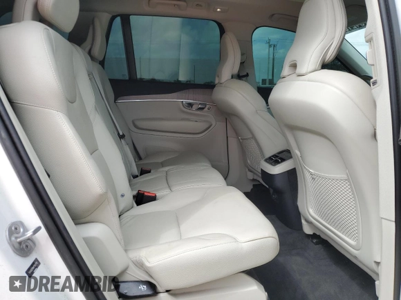 2023 Volvo XC90 Plus with VIN YV4062PN4P1907119, listed as a Copart auction lot 47342165 with 41,335 mi miles and Clean Title. Bid and sale history available at carsss.com. Image 11.