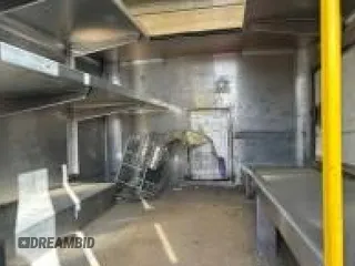 2013 Ford F-250 XL с VIN 1FDBF2B6XDEB43045, выставлен на аукционе IAAI как лот 42785434 с пробегом 607 408 миль миль и . История ставок и продаж доступна на DreamBid. Изображение 34.