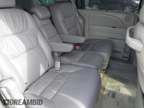 2005 Honda Odyssey EX-L with VIN 5FNRL38645B421253, listed as a IAAI auction lot 42106184 with 157,717 mi miles. Bid and sale history available at carsss.com. Image 8.