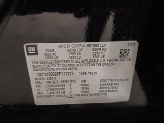 2015 GMC Sierra 2500HD available WiFi Denali with VIN 1GT120E89FF117773, listed as a IAAI auction lot 41587823 with 251,371 mi miles. Bid and sale history available at carsss.com. Image 9.