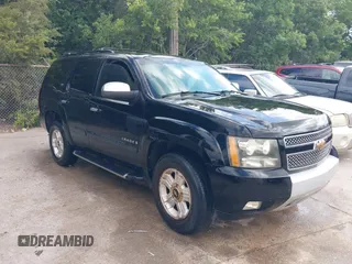 2007 Chevrolet Tahoe LTZ with VIN 1GNFC13087R295834, listed as a IAAI auction lot 42608325 with 210,890 mi miles and . Bid and sale history available at DreamBid. Image 1.