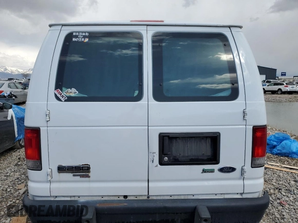 2014 Ford Econoline Cargo Commercial с VIN 1FTNE2EW1EDA31130, выставлен на аукционе Copart как лот 51695845 с пробегом 86 828 миль миль и Списание • Salvage title. История ставок и продаж доступна на DreamBid. Изображение 6.