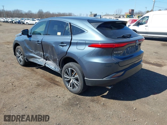 2021 Toyota Venza LE with VIN JTEAAAAH2MJ002520, listed as a IAAI auction lot 41768770 with 147,673 mi miles and . Bid and sale history available at carsss.com. Image 3.